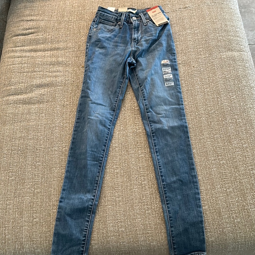 Levi jeans
